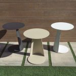 BOIRA – Round aluminum side table ø40.5cm