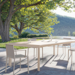 FRAME – Aluminum outdoor dining table